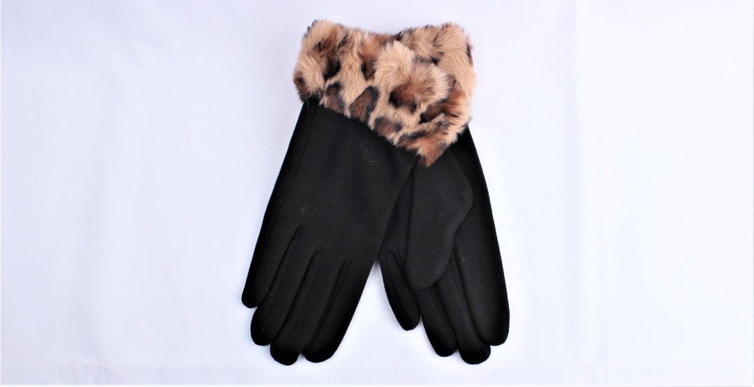 Shackelford faux fur animal cuff glove black Style; S/LK4965BLK image 0